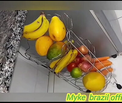 Eu. O vagabundo é minha namorada Cibele Pacheco somos viciados em sexo a gente transa gostoso ela adora dar o cuzinho veja completo no sheer e Red