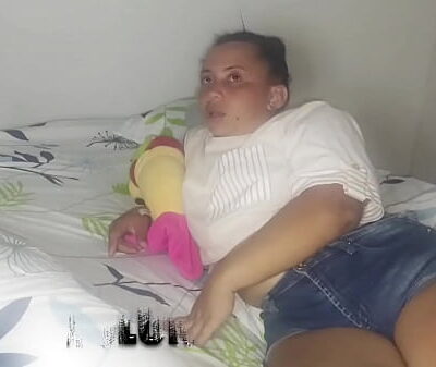 COLOMBIAN HOT POCKET….. 4FT5IN OF PURE HEAVEN.. CUM JOIN US