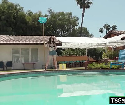 Im hard from watching the trans poolgirl and she is as well
