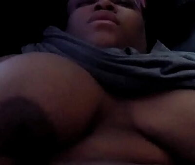 JIGGLIN IN MY MIDGET