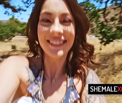 Hot shemale Emma Rose fucks her gf Maddy May outdoors