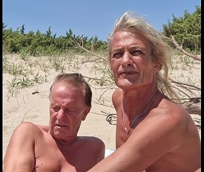 Live sex show recording, nudist beach, mobile version 4K, shemale girlfriend and cis man19.05.2025 2